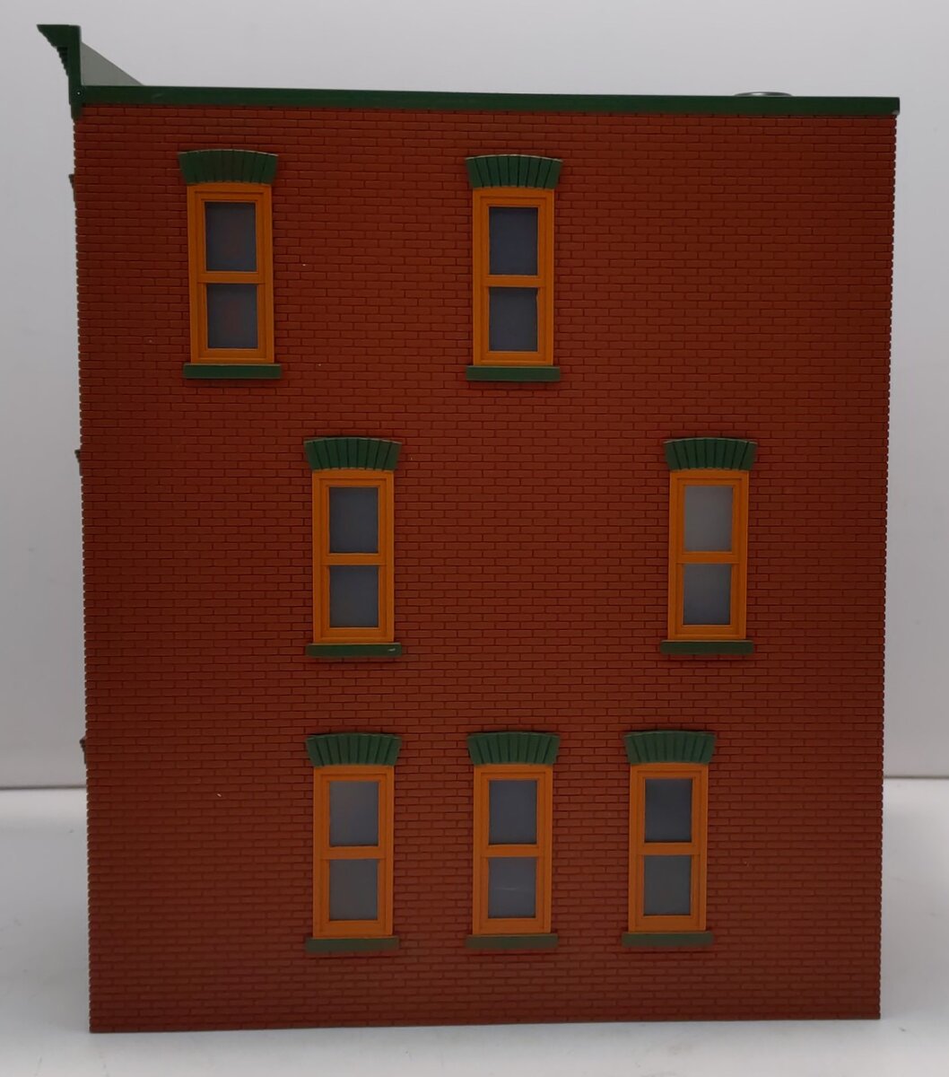 MTH 30-90374 Miner Red Brick W/Black Shutters 3-Story Town House # 2