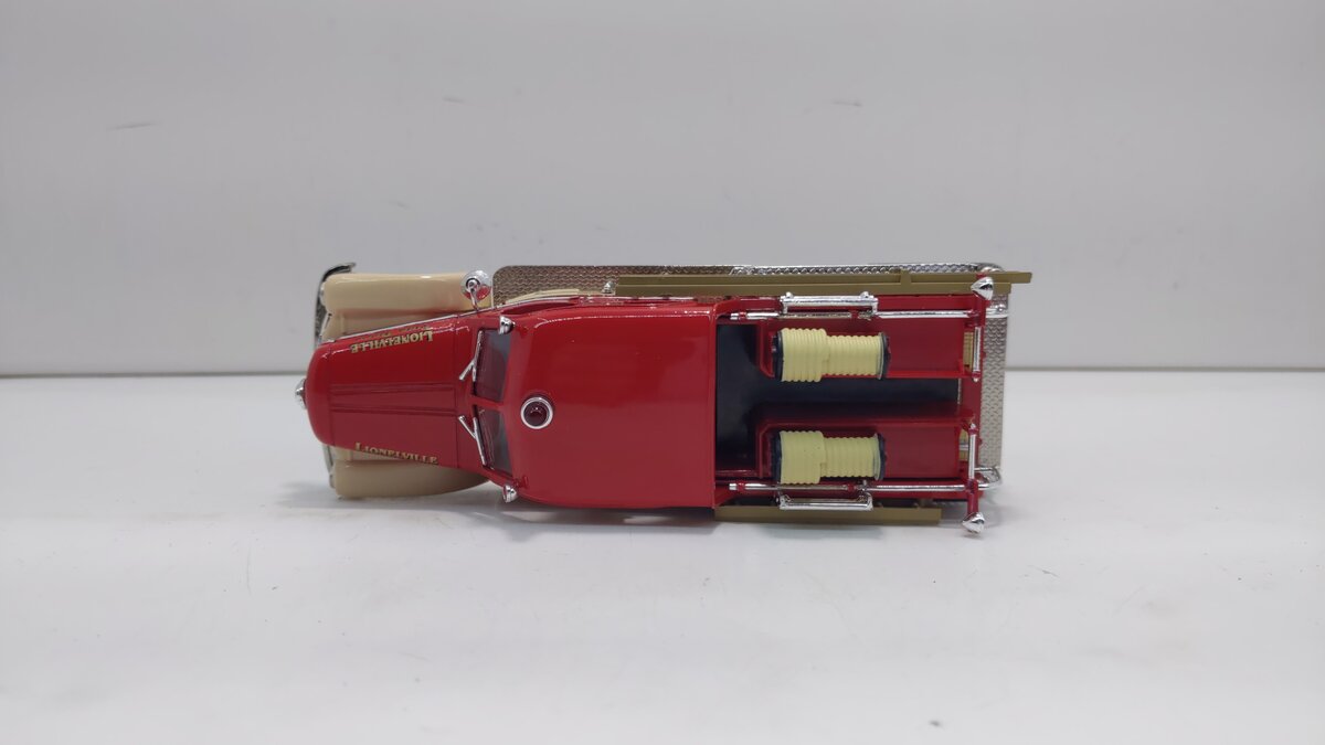 Corgi US50505 1:50 Scale Lionelville Seagrave 70th Anniversary Fire Engine
