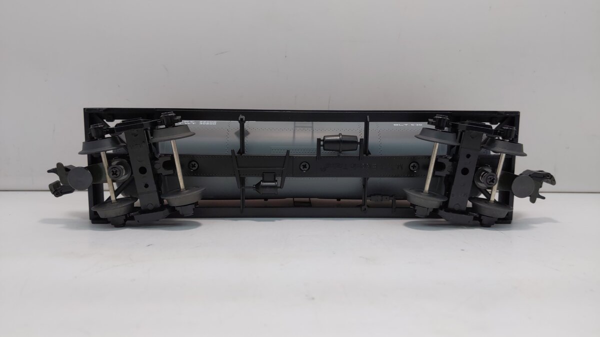 MTH 30-7332 O New York Central 3 Dome Tank Car #101019 LN/Box