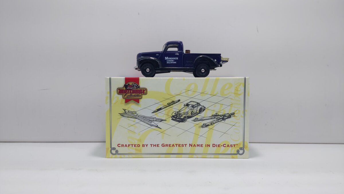 Matchbox YYM38040 1:43 Purple Murdock Lumber 1940 Ford Pickup