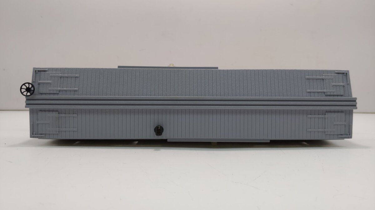 Lionel 6-5735 O Gauge New York Central Wood-Sided Bunk Car #5735 LN/Box