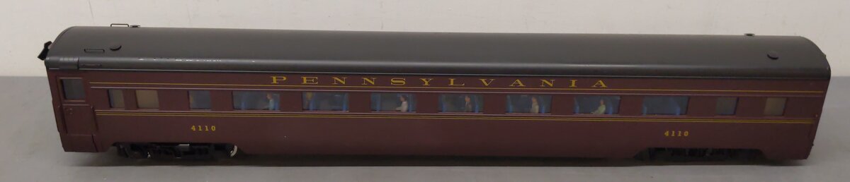 USA Trains R31021 Pennsylvania Streamlined Coach #4110 - Metal Wheels/Box