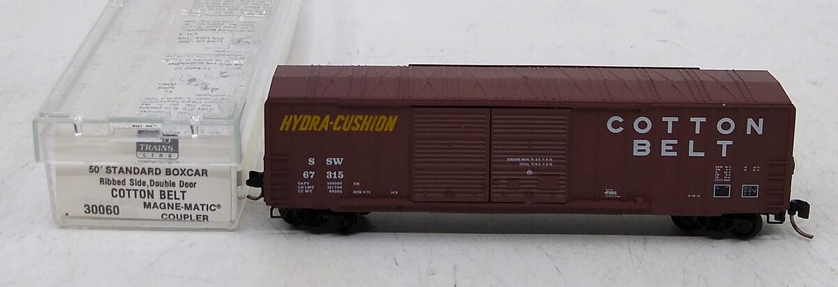Micro-Trains 03000060 N Cotton Belt 50' Double Door Rib Side Boxcar #67315