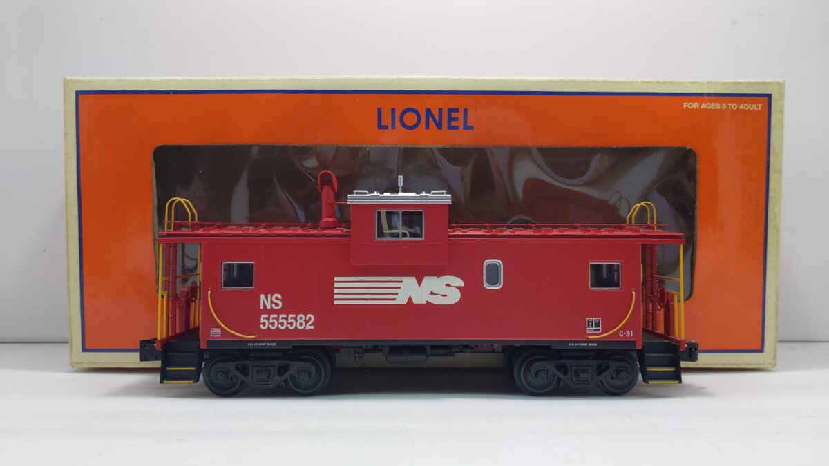 Lionel 6-17694 O Gauge Norfolk Southern Extended Vision Caboose #555582 LN/Box