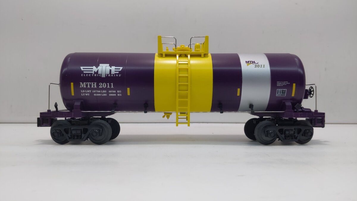 MTH 30-73348 O Gauge MTHRRC Modern Tank Car #2011 LN/Box