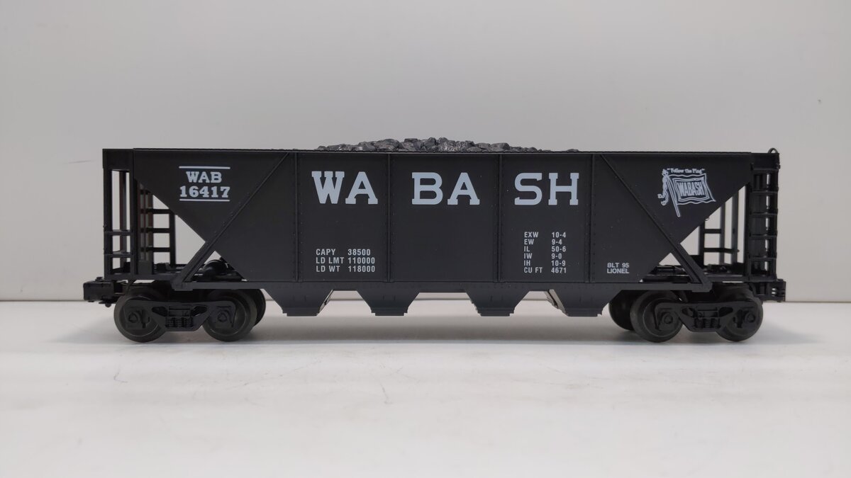 Lionel 6-16417 O Gauge Wabash 4-Bay Covered Hopper with Coal Load LN/Box