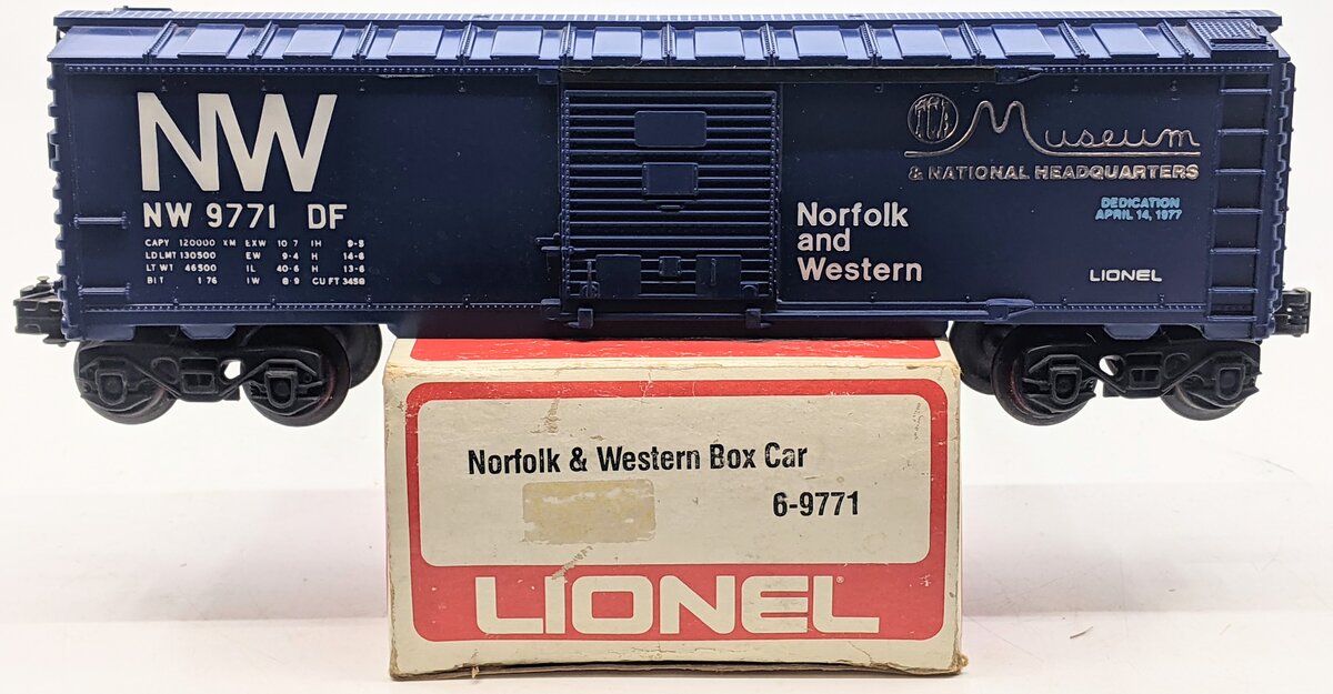 Lionel 6-9771 O Norfolk and Western Boxcar (TCA Version 1977)