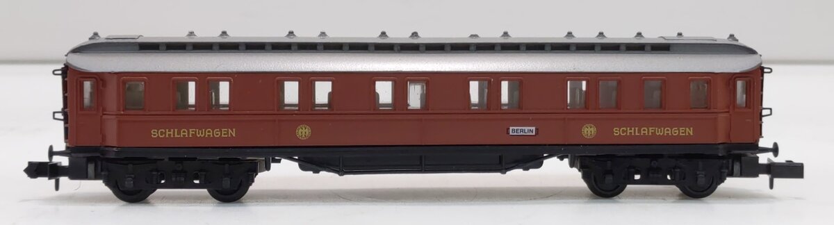 Arnold 3361 N-Scale DRG Passenger Sleeping Car LN/Box