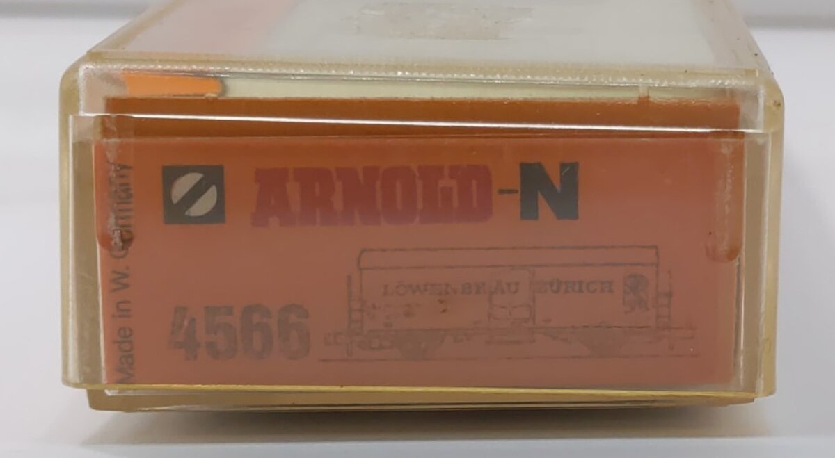 Arnold 4566 N SBB Lowenbrau Zurich Refrigerated Beer Car LN/Box