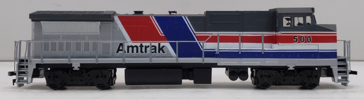 Walthers 931-152 HO Amtrak GE Dash-8 40BW Diesel Locomotive #500 LN/Box