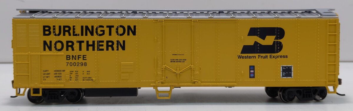 Athearn 7564 HO Scale Burlington Northern 50' Mechanical Reefer Car #700298 LN/Box