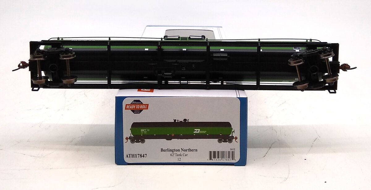 Athearn 17847 HO Scale Burlington Northern BNFT 62' Tank #12 LN/Box