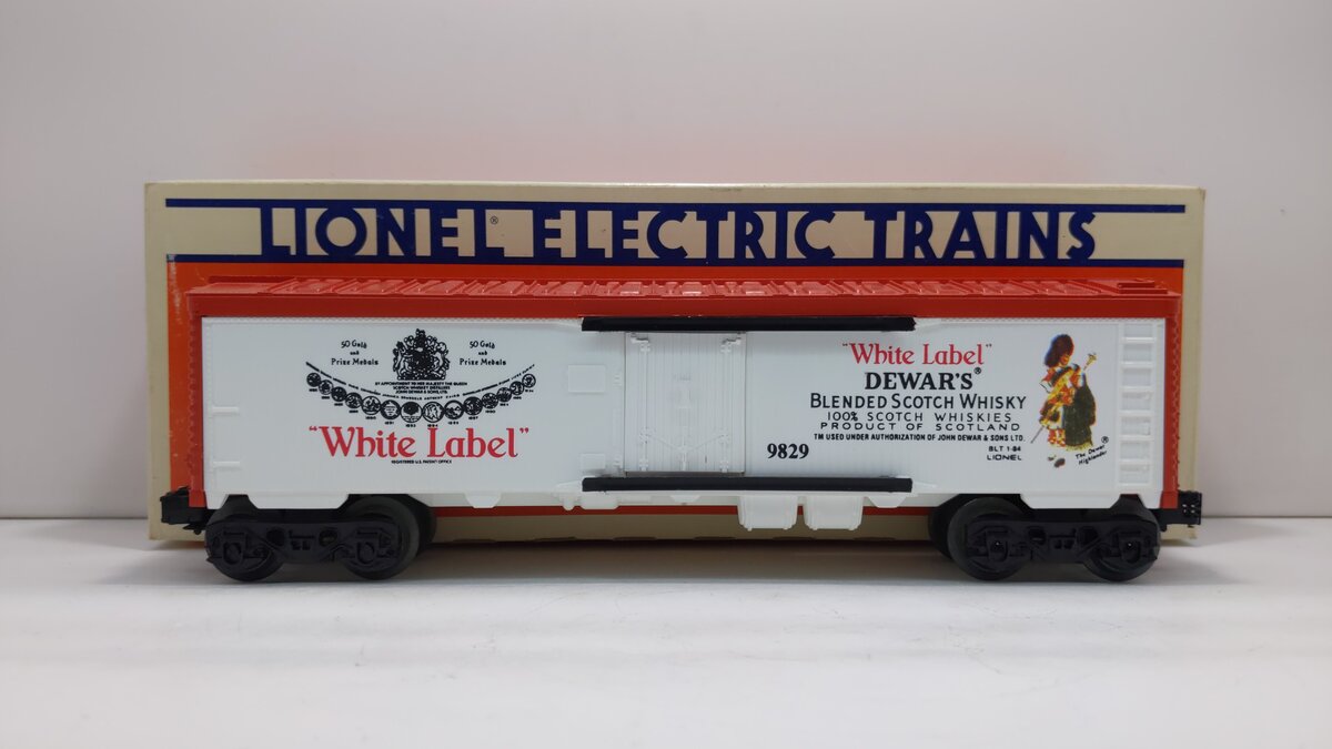 Lionel 6-9829 O Gauge Dewars Billboard Reefer EX/Box