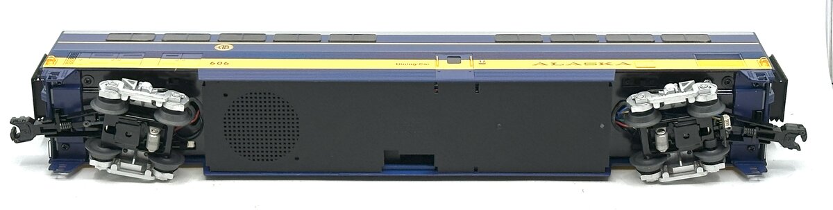 Lionel 6-29172 O Gauge Alaska Stationsounds Aluminum Diner Car LN/Box