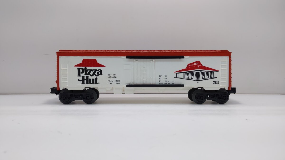 Lionel 6-7511 O Gauge Pizza Hut Refrigerator Car LN/Box