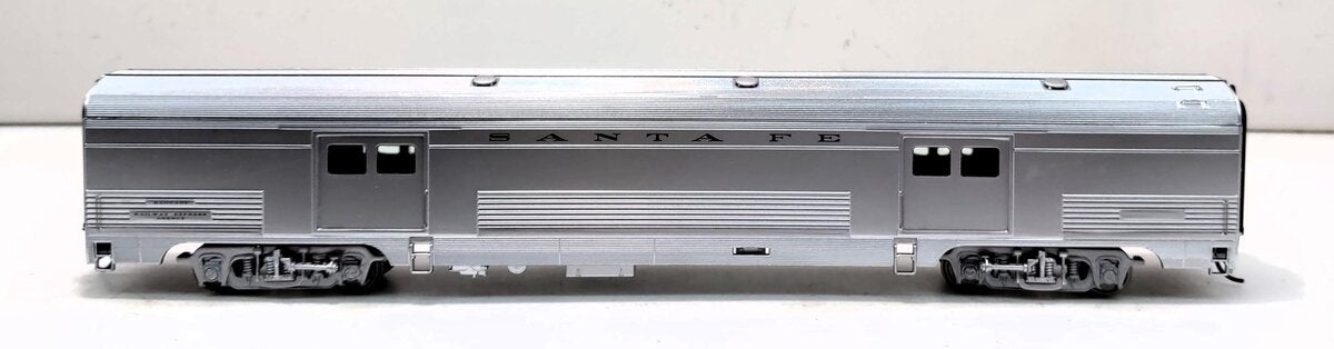 Walthers 932-9740 HO Scale Santa Fe El Capitan 73' Budd Baggage Car