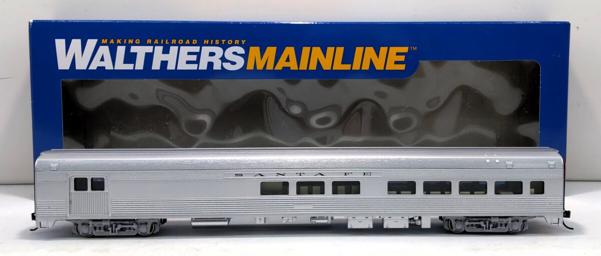 Walthers 910-30052 HO Scale Santa Fe 85' Budd Baggage-Lounge Car