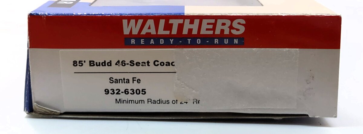Walthers 932-6305 HO Santa Fe 85' Budd 46-Seat Coach LN/Box