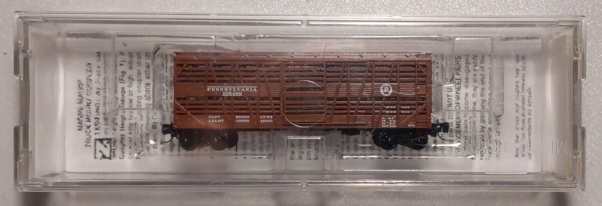 Micro-Trains 52000182 Z Pennsylvania 40' Single-Door Despatch Stock Car #135499 LN/Box