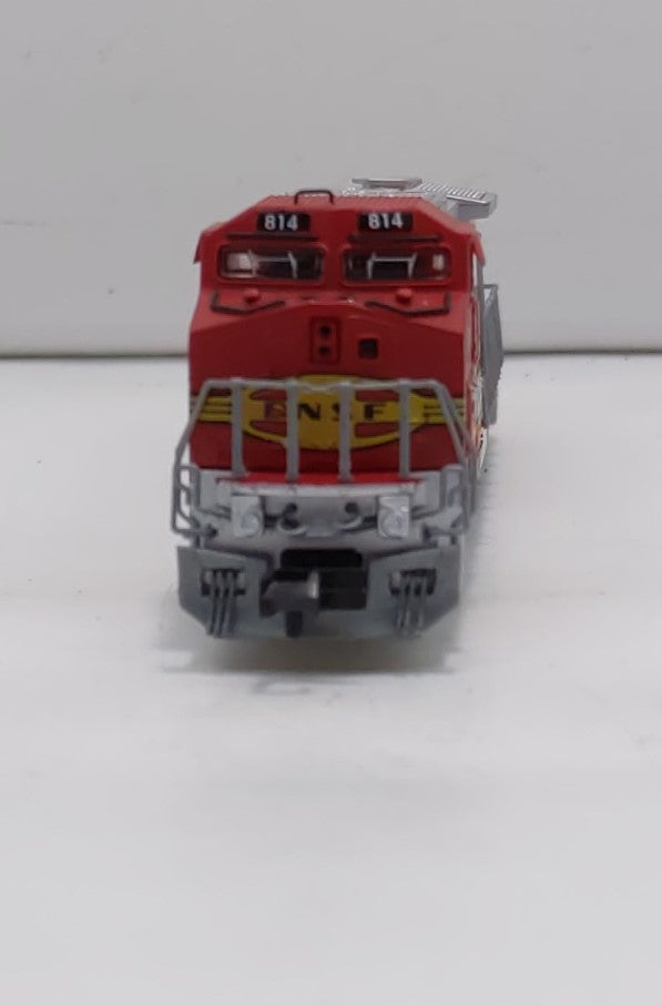 Bachmann 86075 N Scale BNSF Dash 8-40CW Diesel Locomotive #814 LN