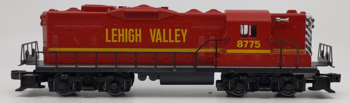 Lionel 6-8775 O Gauge Lehigh Valley GP-9 Powered Diesel Locomotive #8775 LN/Box