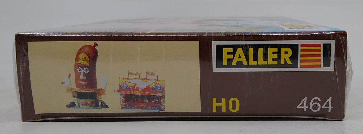 Faller 464 HO Fairground Booth & Hotdog Stand