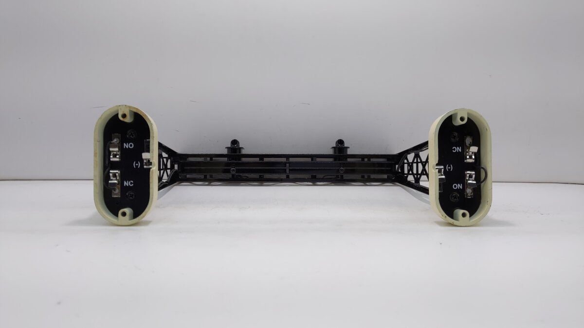 Lionel 6-83174 O Double Signal Bridge LN/Box