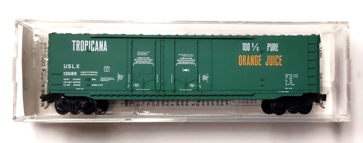 Micro-Trains 07500040 N Tropicana 50' Double Plug Door Boxcar #13085