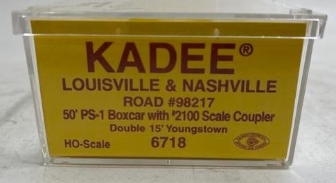Kadee 6718 HO Scale Louisville & Nashville 50' PS-1 Boxcar #98217 EX/Box