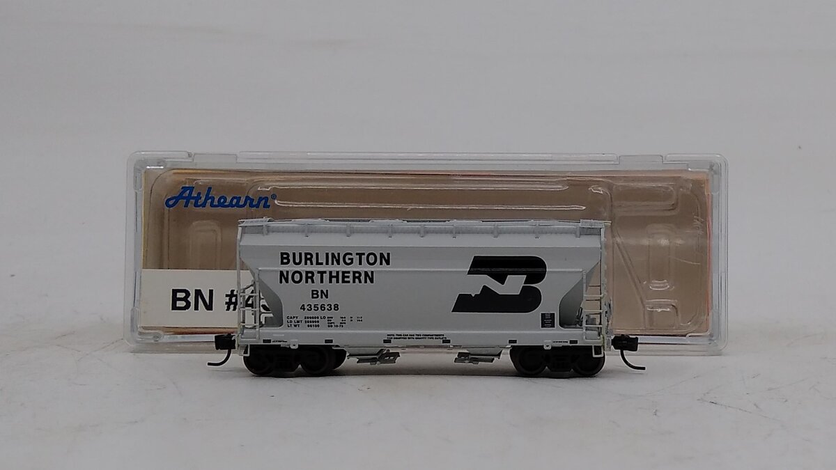 Athearn 23302 N Burlington Northern ACF 2970 Covered Hopper #435638