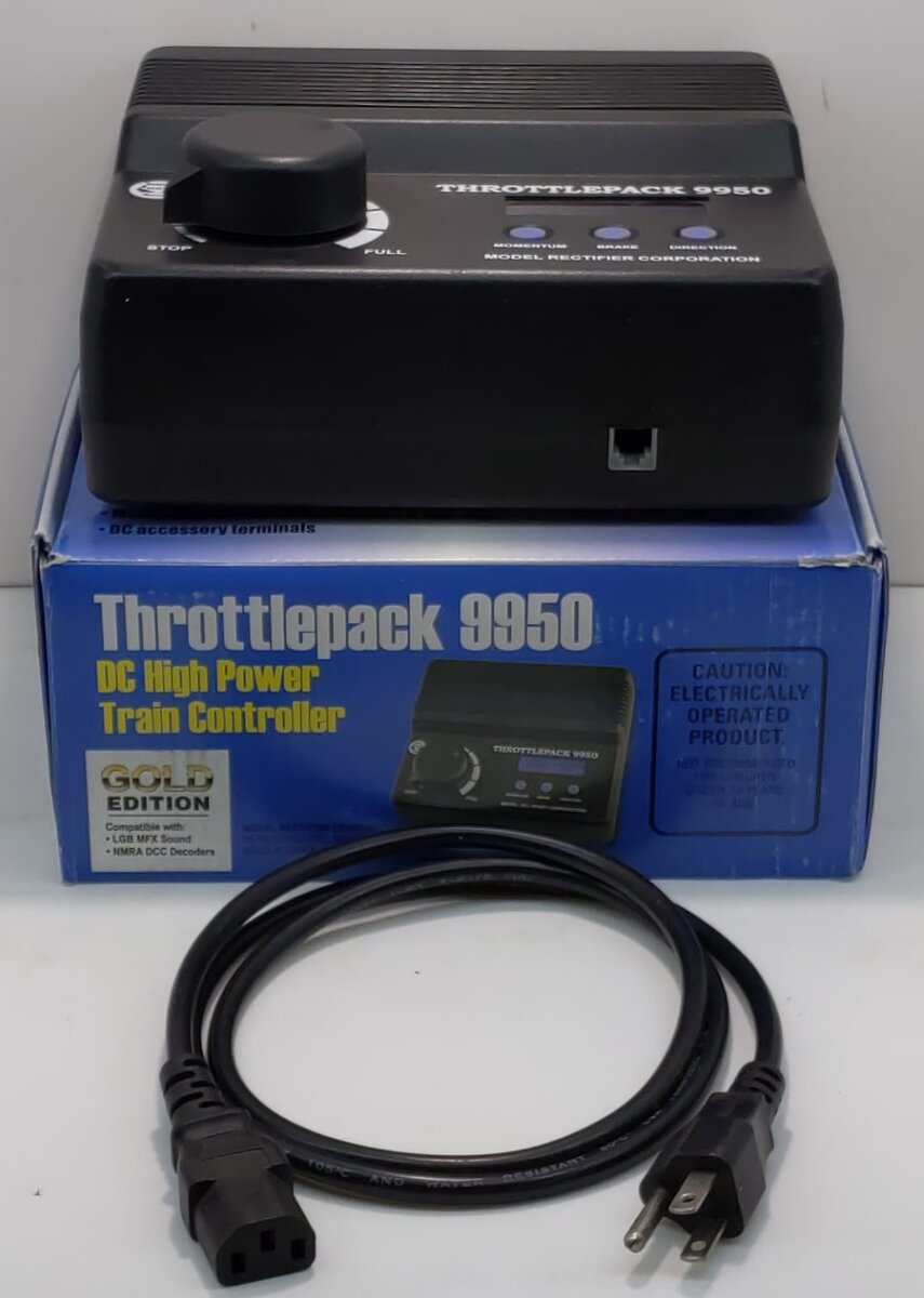 MRC 0001320  Throttlepack 9950 Train Controller with LCD Meters EX/Box