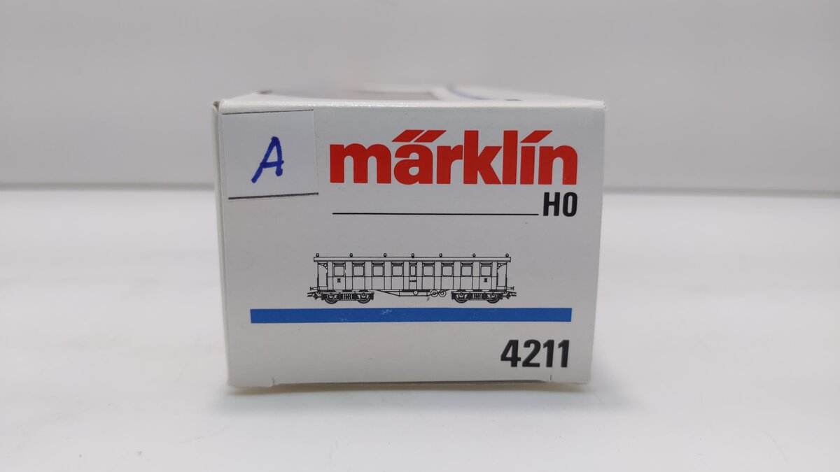 Marklin 4211 HO Scale Passenger Car #4955 LN/Box
