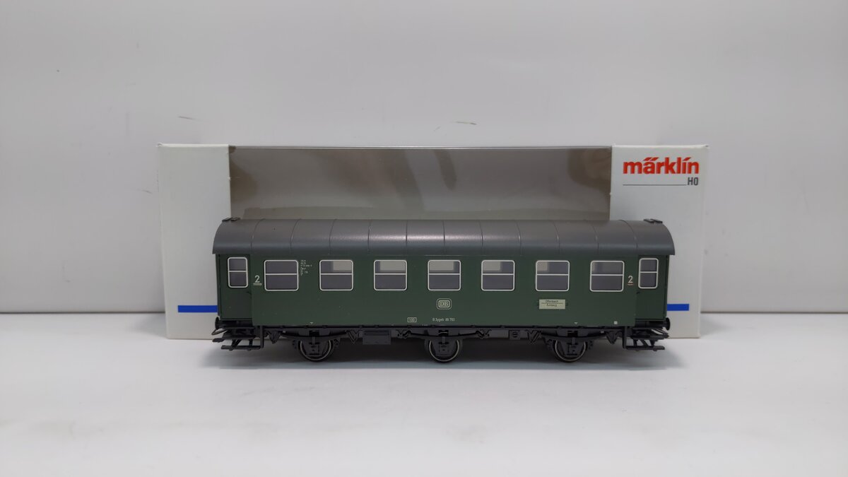 Marklin 4318 HO Scale Local Coach 2nd Class DB