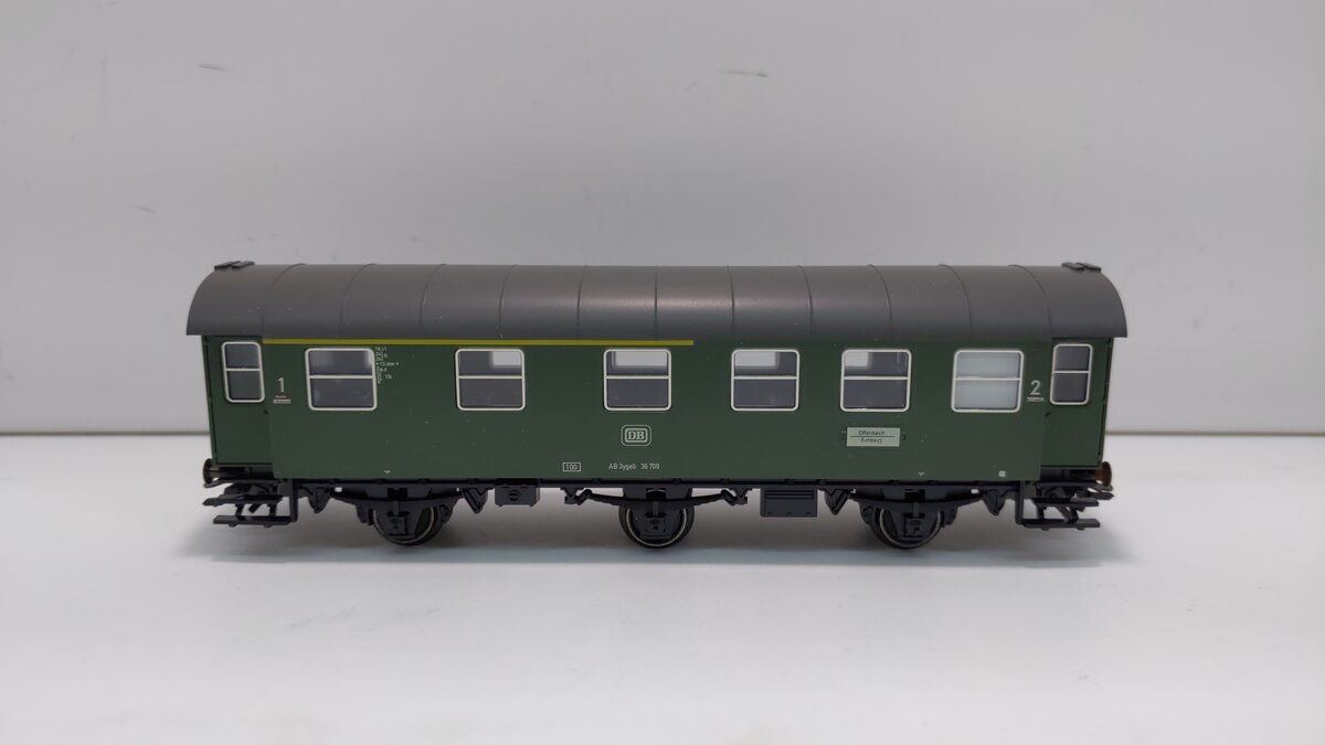 Marklin 4317 HO Scale DB 1st/2nd Passenger Coach
