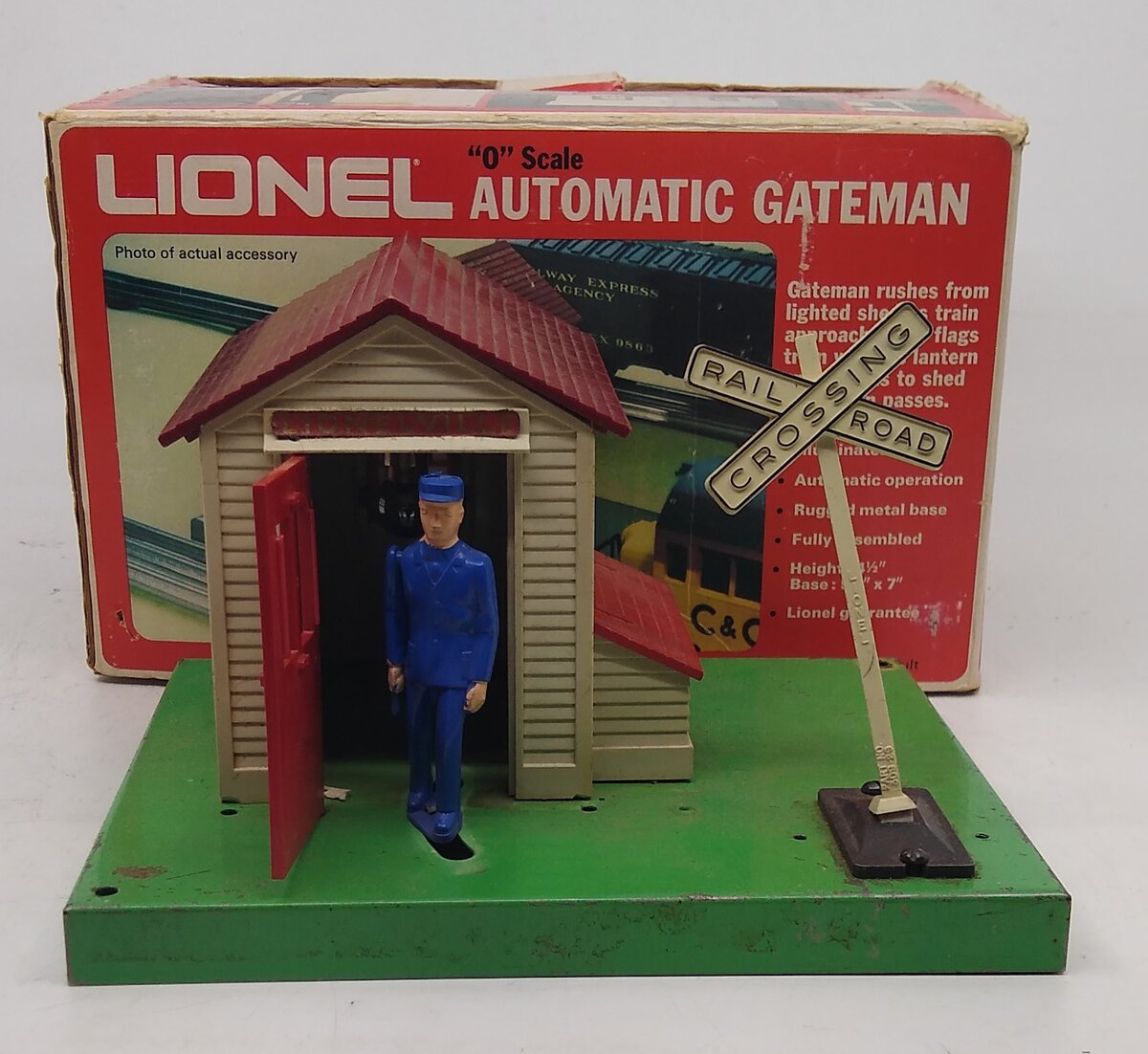 Lionel 6-2145 O Scale Automatic Gateman EX/Box