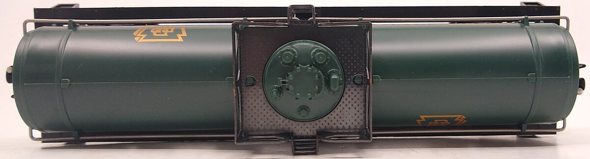 Lionel 6-26100 O Gauge Pennsylvania Single Dome Tank Car NIB