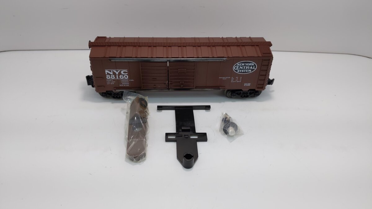 Lionel 6-26725 O Gauge New York Central Operating Hobo Boxcar #88160 LN/Box
