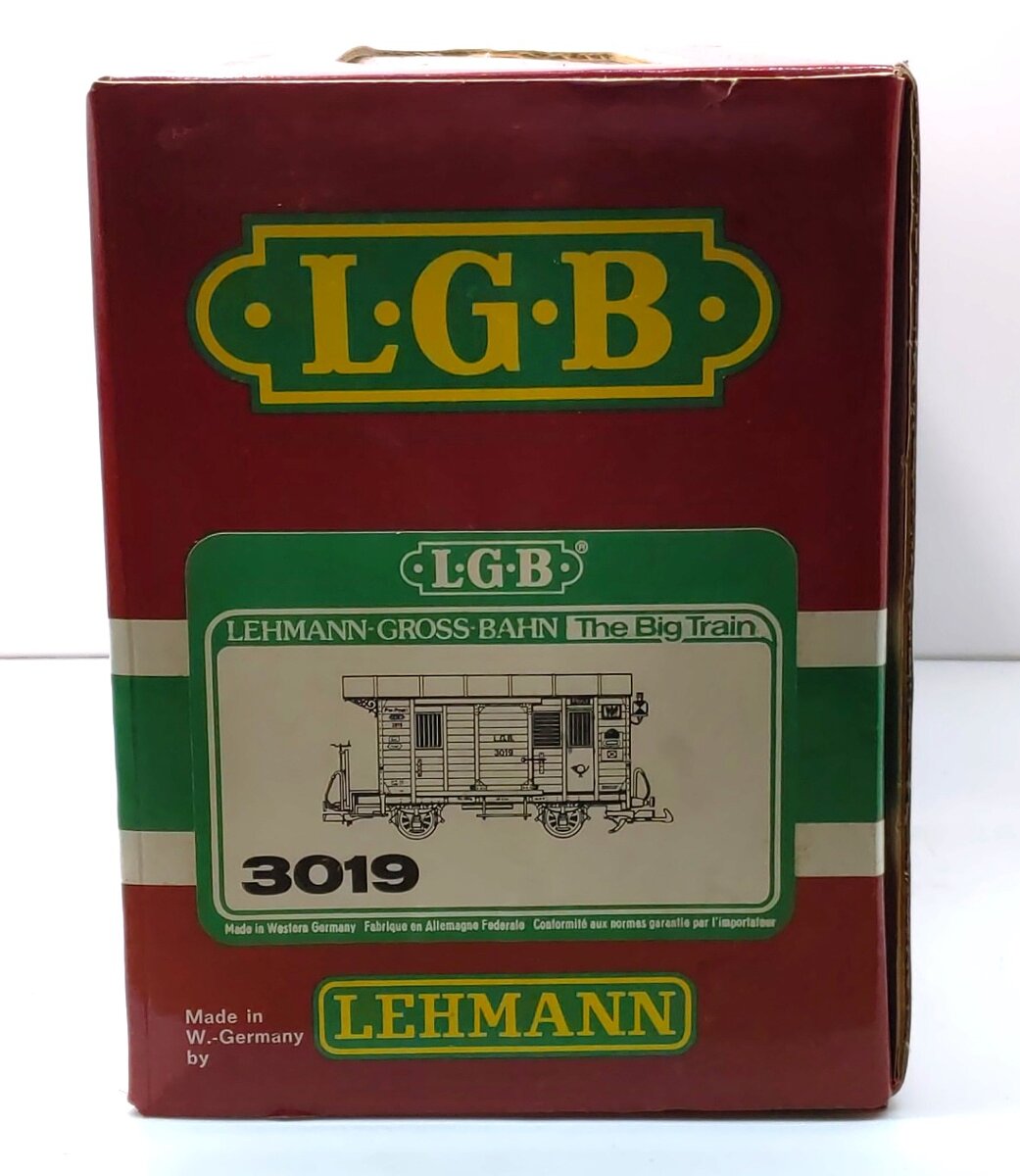LGB 3019 G Scale Mail Post Car with Lights (Metal Wheels) LN/Box
