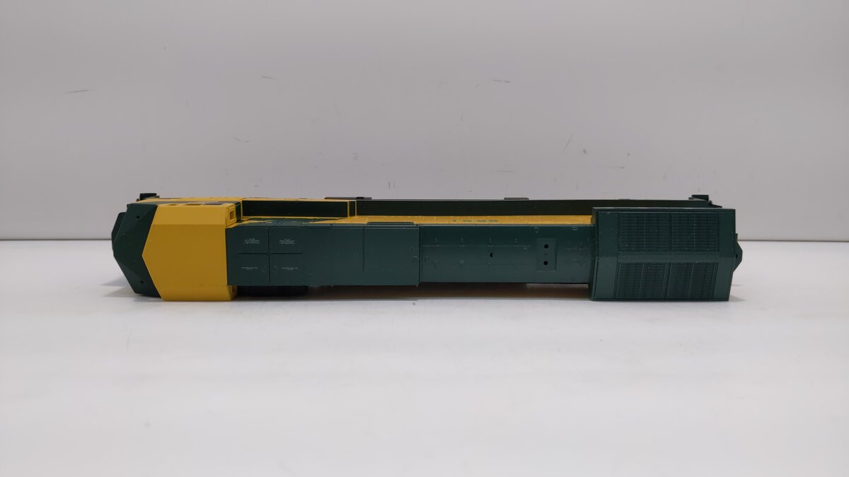 Athearn 4914 HO Scale Chicago & North Western C44-9W Diesel