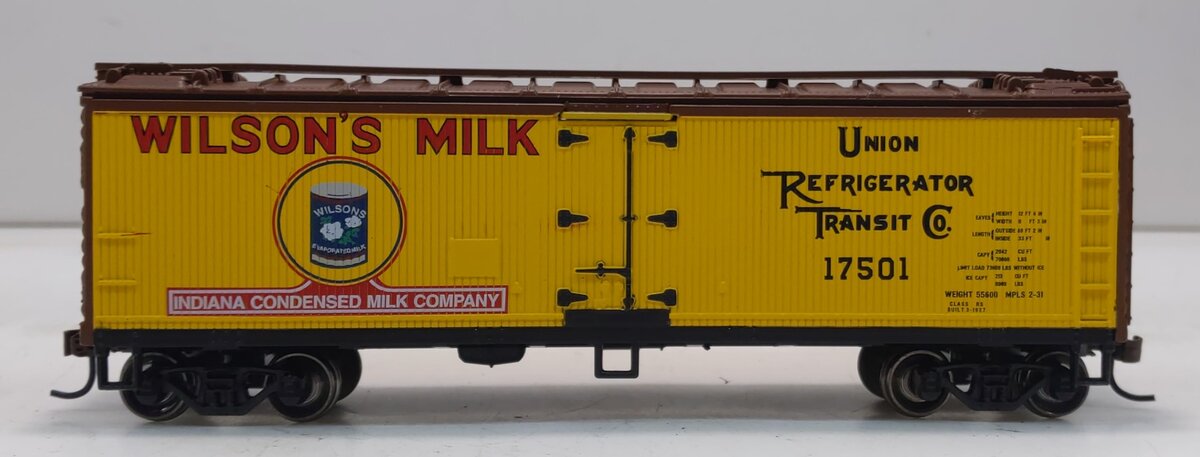 Roundhouse 85455 HO Scale Wilson's Milk 40' Wood Reefer #17501
