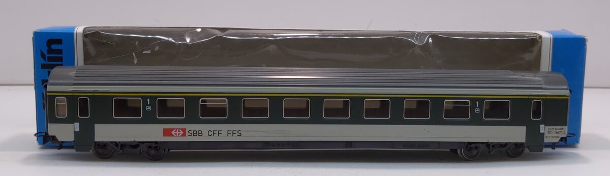 Marklin 4124 SBB CFF FFS HO Scale Pass. Car LN/Box