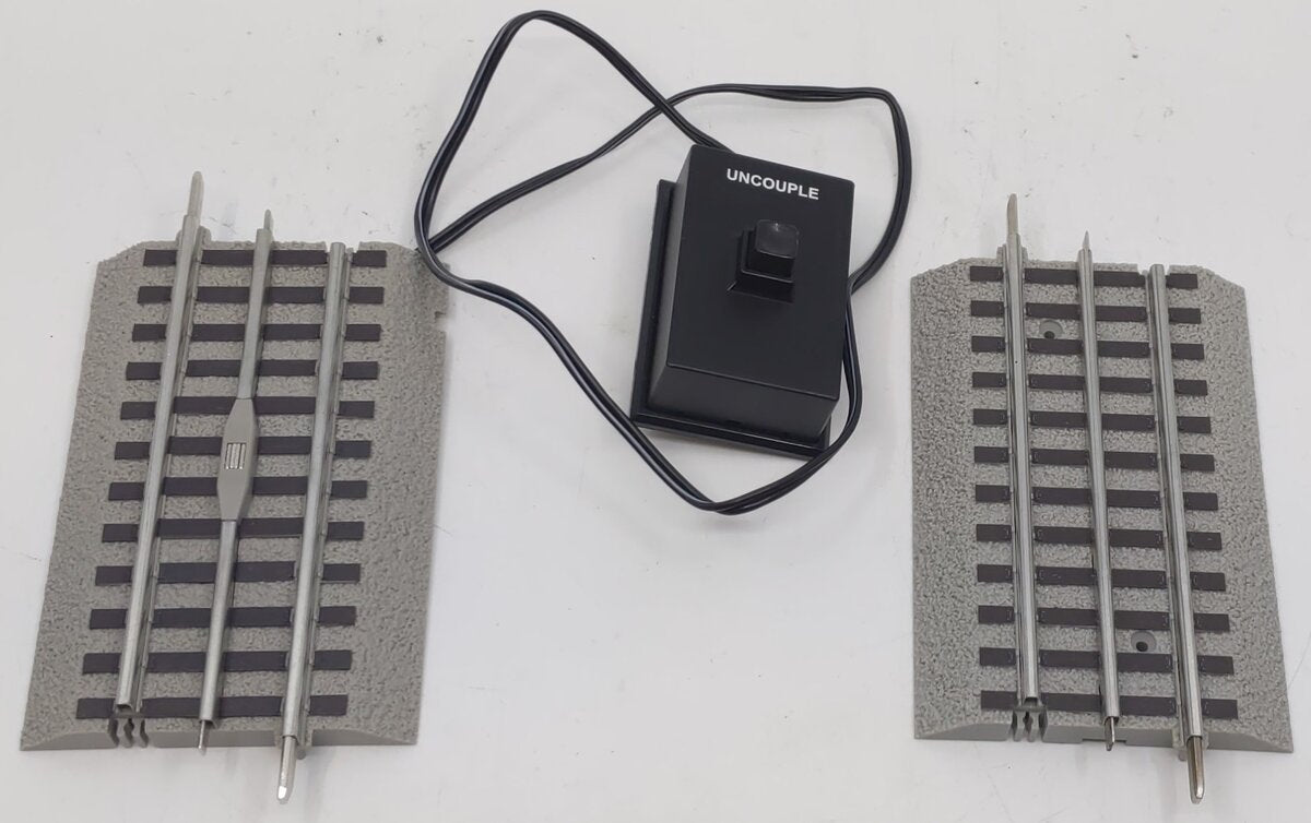 Lionel 6-12020 O Gauge FasTrack Uncoupling Track EX/Box