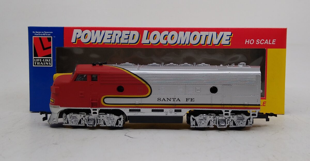 Life Like 8689 HO Scale Santa Fe F-7 Diesel Locomotive