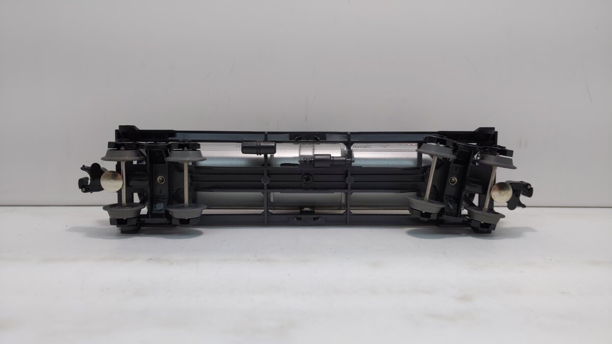 Lionel 6-9367 O Gauge Union Pacific Single Dome Tank Car #9367 VG/Box
