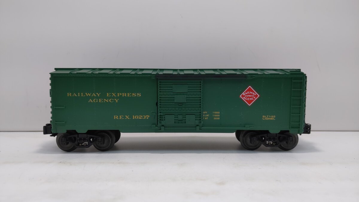 Lionel 6-16237 O Gauge Railway Express Agency Box Car #16237 LN/Box