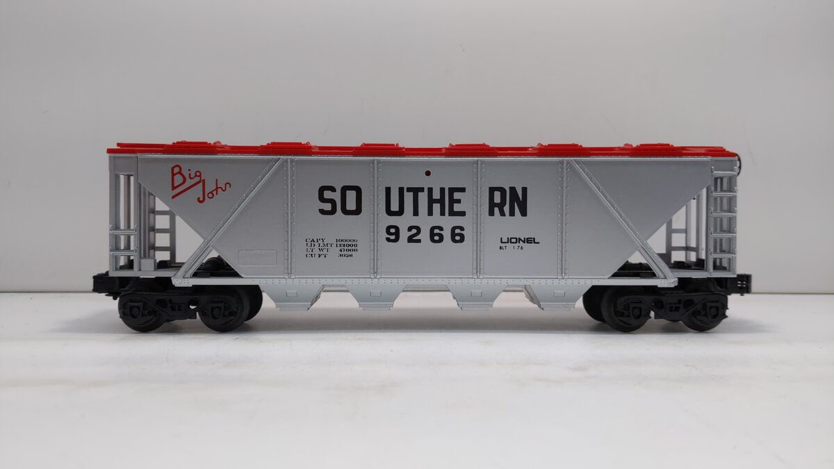Lionel 6-9266 O Gauge Southern "Big John" Covered Hopper LN/Box