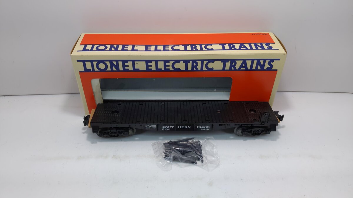 Lionel 6-19409 O Gauge Southern Flatcar w/ Stakes LN/Box