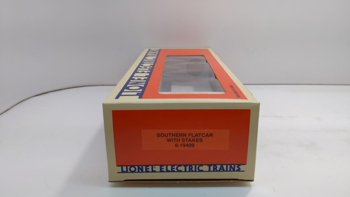 Lionel 6-19409 O Gauge Southern Flatcar w/ Stakes LN/Box