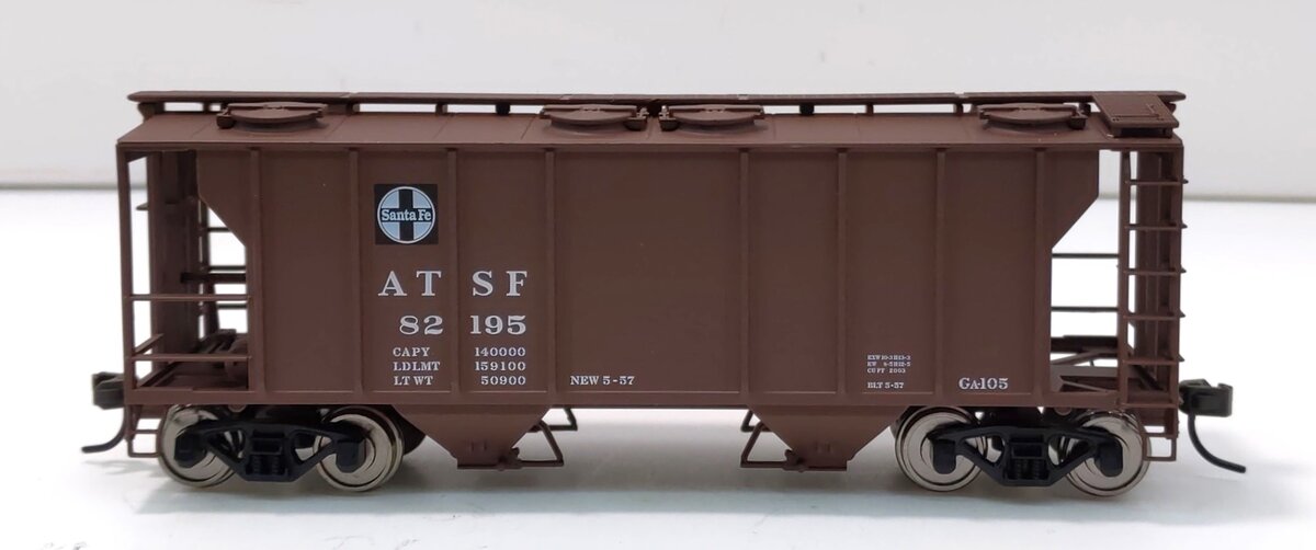 Atlas 17178 HO Santa Fe PS2 Covered Hopper #82195