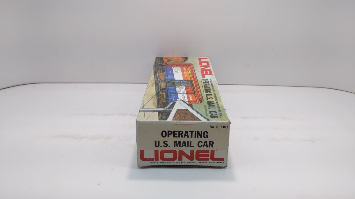 Lionel 6-9301 O Gauge US Mail Operating Boxcar #9301 - Without Mailbag LN/Box